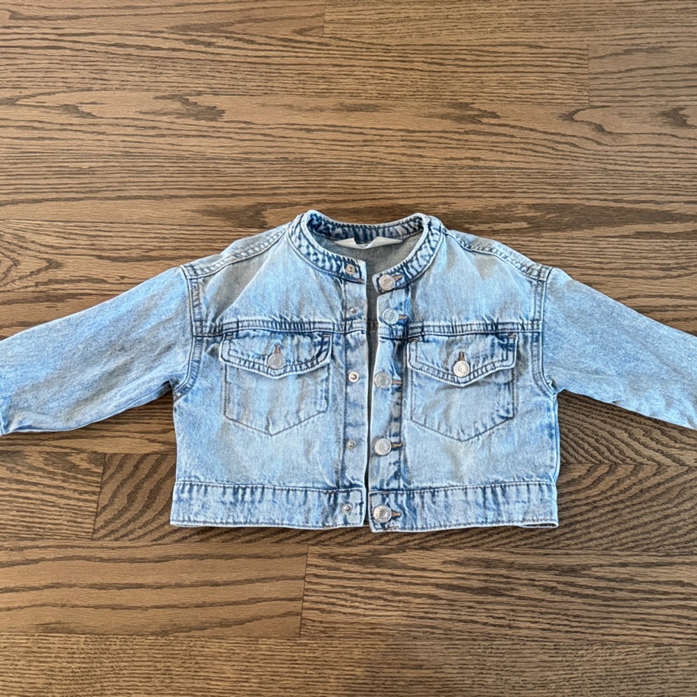 H & M Girls Denim Jacket sz 3-4